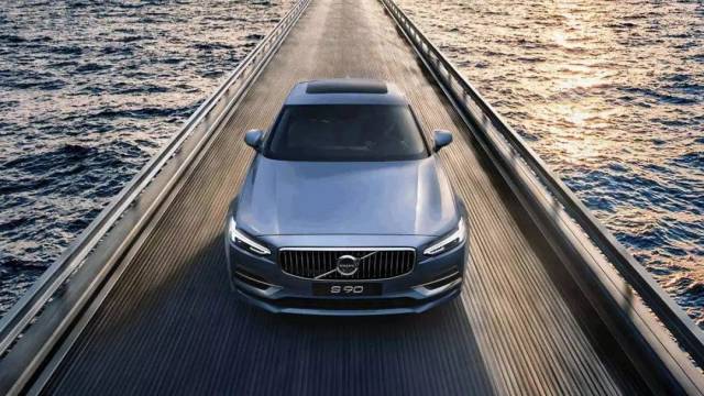 车商集体降价!奔驰所有进口车型降价,沃尔沃最