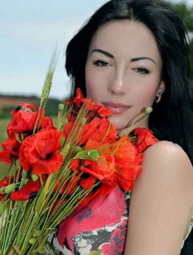 金三角最美的女毒枭,被誉为罂粟皇后,拥有高学历却踏上不归路