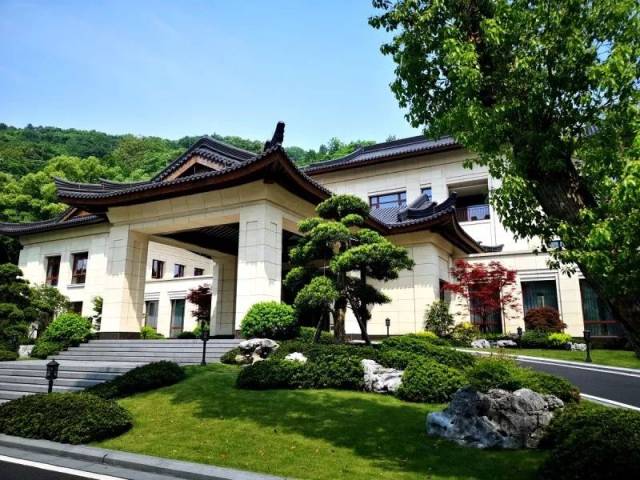 西湖i 主席住过的地方,到底有多美?
