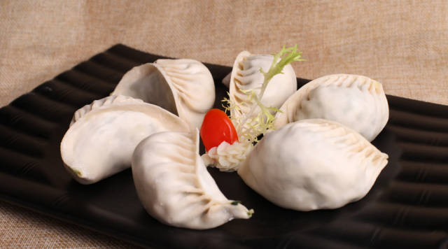 坐月子吃胎盘包饺子可以合骨缝?