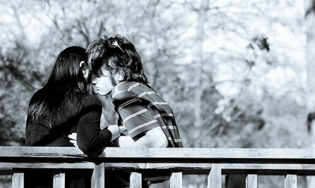 感情想要明朗,恋人之间缺的到底是什么?