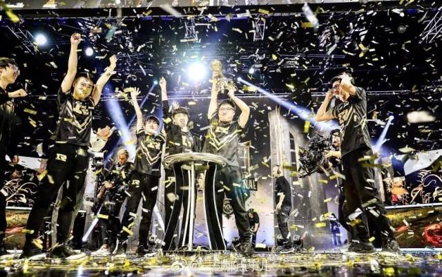 从UZI带领RNG夺冠 看电竞老将的意义