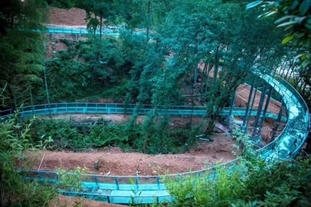 景区滑道建设,景区滑道,智慧景区建设_大山谷图库