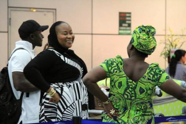 非洲这个国家以胖为美,结婚前要催肥,不吃胖会被家人打!