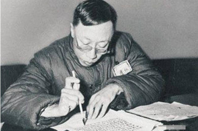 溥仪的文化水平究竟有多高?专家:真实学历望尘莫及_手机搜狐网