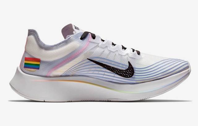 彩虹” 系列还没结束！ NIKE Zoom Fly SP “BETRUE” 惊艳登场！_搜狐网