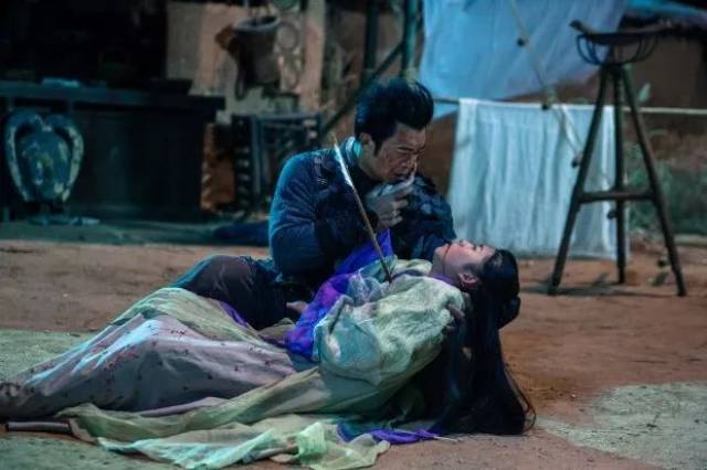 而《大圣伏妖》另辟蹊径 讲述孙悟空五百年后的又一段动人爱情 石生