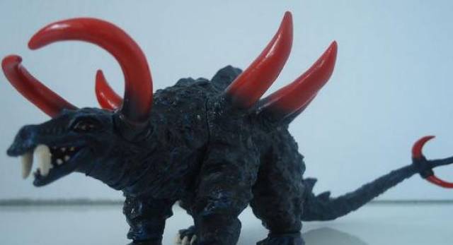 盘点被奥特曼带到宇宙中引爆的怪兽(昭和篇)