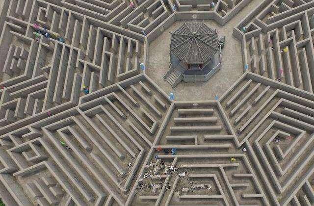 山东有个八卦迷宫, 高德地图在里面都失灵, 能走出来就是再世诸葛