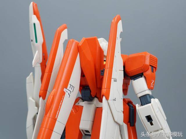 这个mg确实便宜,记得经常看到是120元就有交易,而且还是z高达的骨架