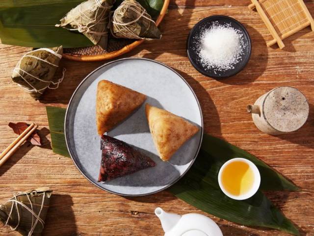 粽子界的一股清流 ,用燕麦,藜麦,黑米做的有机粽,好香啊!