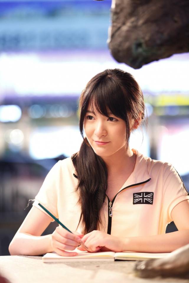 她童星出道,是年纪最小的星女郎,如今要淡出娱乐圈?