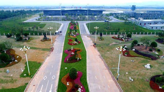 上饶三清山机场通航一周年,开通航线5条,直飞8个城市!
