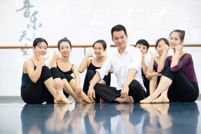 龙岗区唯一一所美术、音乐自主招生学校开始报