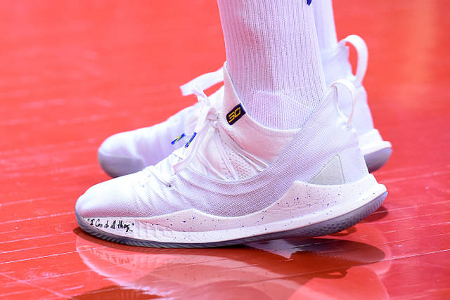 组图:17-18赛季NBA东西部决赛球鞋精选