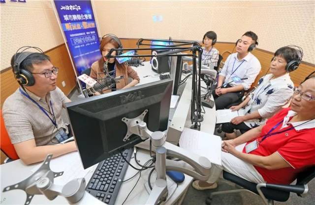 市民对话街镇主任镇长丨关于安置房建设进度佘北大居配套等佘山镇长陆