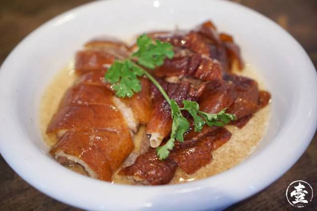 果木马岗脆皮烧鹅