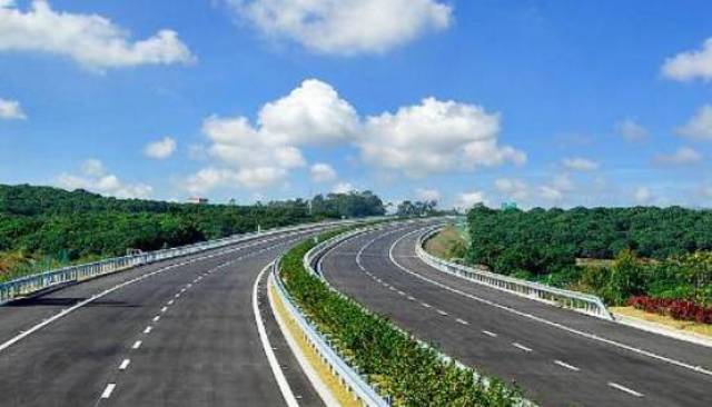 枣菏高速定陶段全线进入施工高峰期!