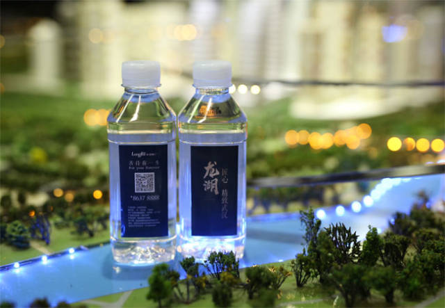让人印象深刻瓶装水,一定是经过量身定制的定制水
