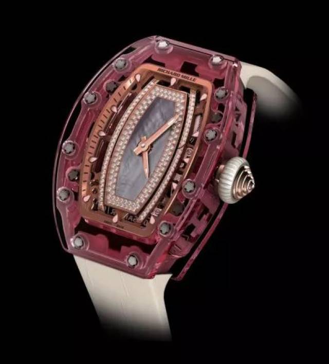 sapphire case / boite a saphire 蓝宝石水晶表壳 | 钟表专有名词