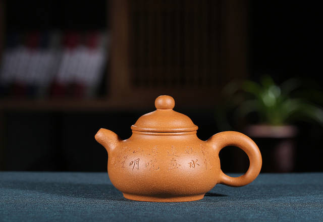 王福君紫砂壶的价格为什么那么高