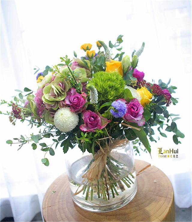 淄博插花培训来澜汇花艺开启属于你的快意人生