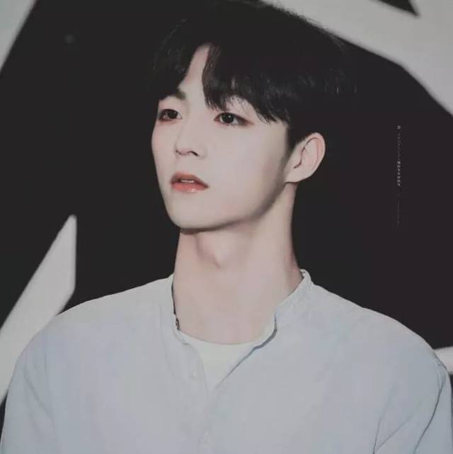 陈立农粉丝齐心协力帮他搬家,路人看傻眼,原来