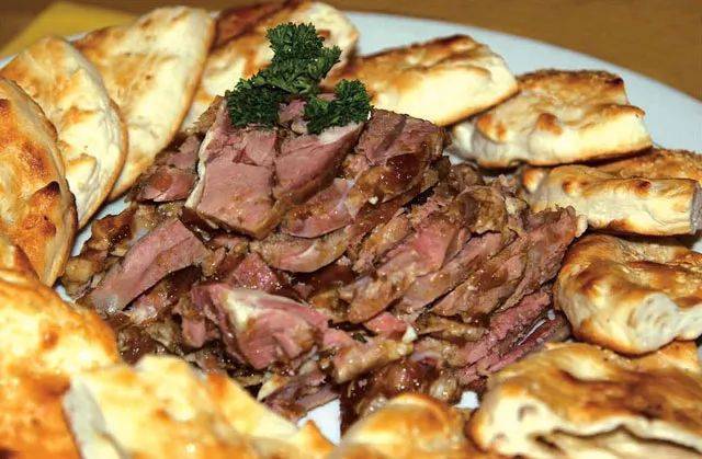 生活在金乡 你最爱的街边小吃有哪些呢 金乡烧羊肉源于清康熙年间