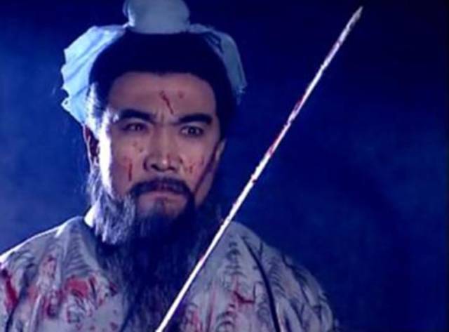 三国最奇葩的杀人理由,小妾过于体贴,曹操醒