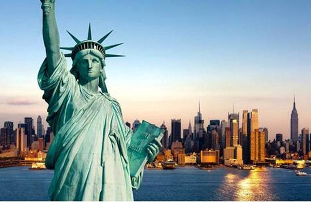 去美国生孩子好,还是去加拿大生孩子好?