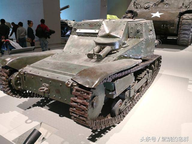话说军博老兵器之三:战场上的小萝莉—意大利cv33超轻型坦克-军事频