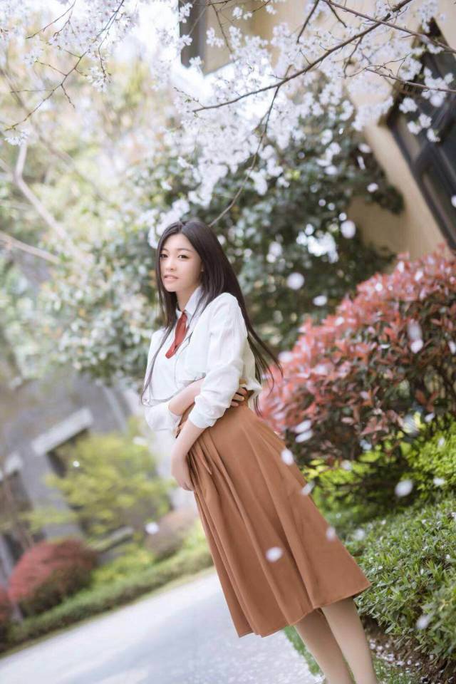 网络主播李凯丽走红的经历