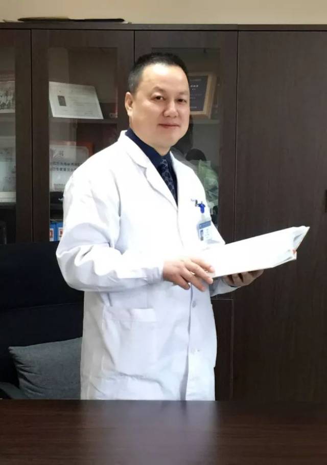 【名医专访】高树庚医生:深耕胸外,荣辱皆忘