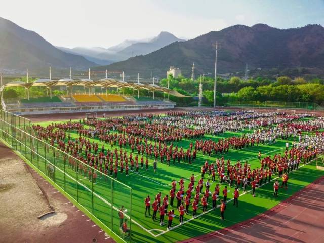 历时50天,带你感受米易中学高三学子们的最后冲刺!