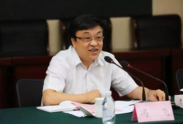 主页 华宇娱乐 2016年8月28日,也就是宣布任命之后两天,冯飞就到了