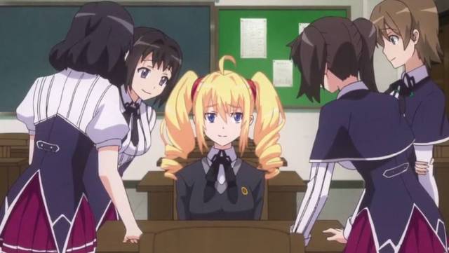 学园祭开始,蕾维儿转学过来,也是兵藤一诚老婆之一