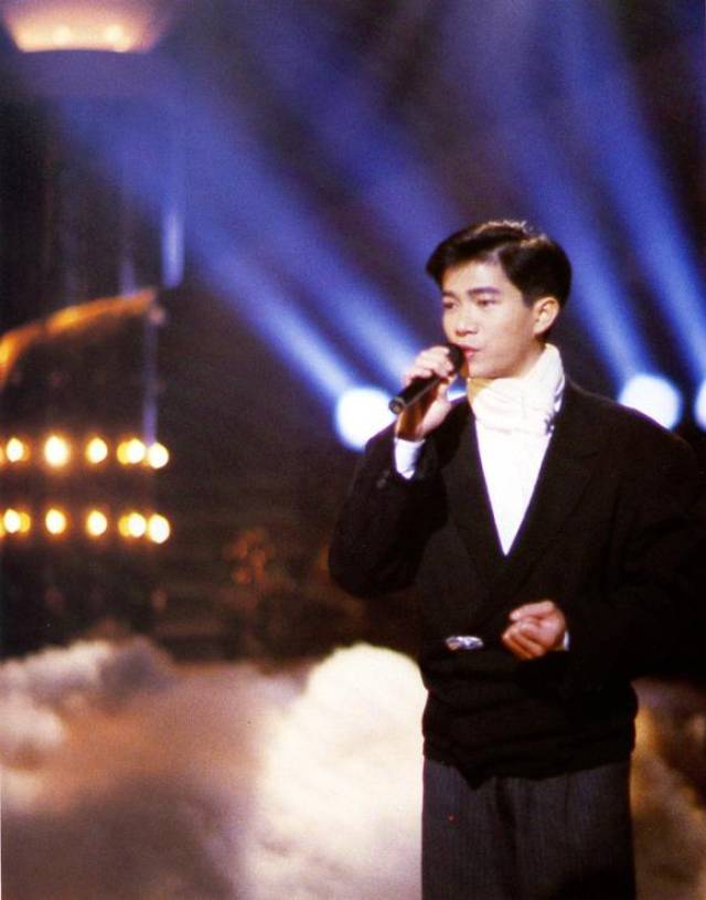 陈百强到底是个什么样的人呢?