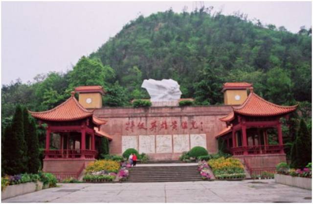 【围堆堆】报名啦!"爱在夏日•筑梦童心"夏令营免费等你来嗨!_手机