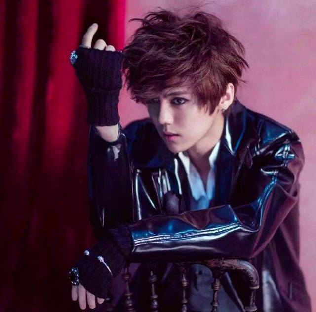 鹿晗高清大图强势来袭,可萌可帅气