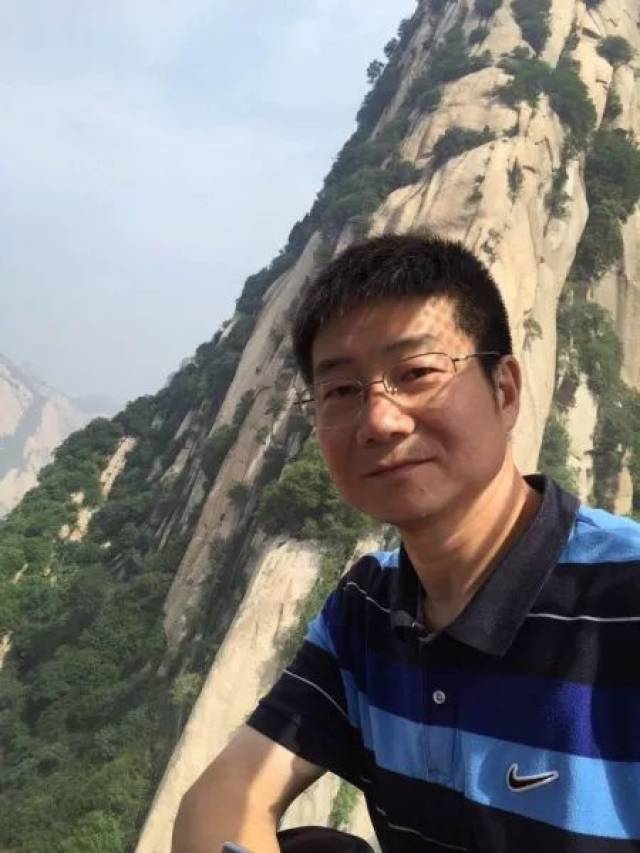 中国移动通信集团浙江有限公司大数据中心主任汤劲松博士