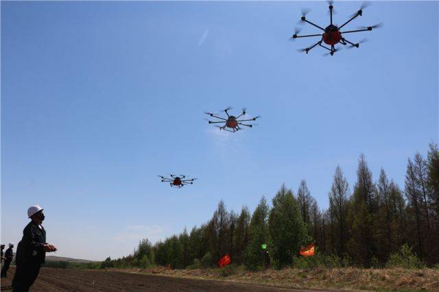 科技兴农谱新篇 现代农机展雄风 ——北方公司植保无人机首战告捷