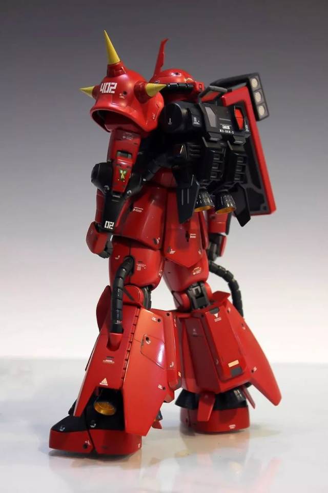 红色的还是帅气,mg 强尼·莱汀专用型高机动扎古ii