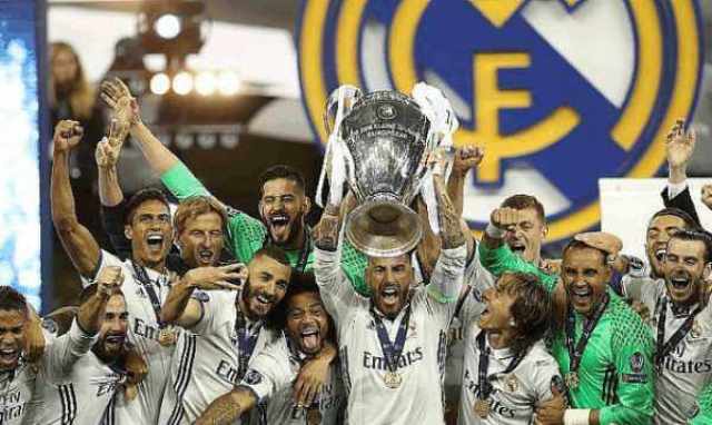 卫冕冠军+4年3冠!勇士夺冠跟皇马神同步!明年