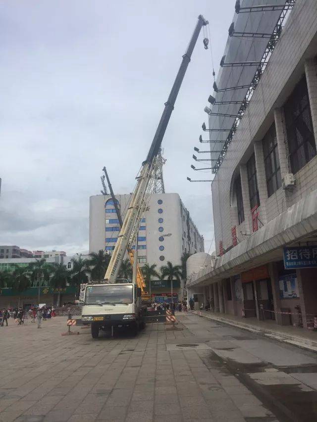 广告牌安装