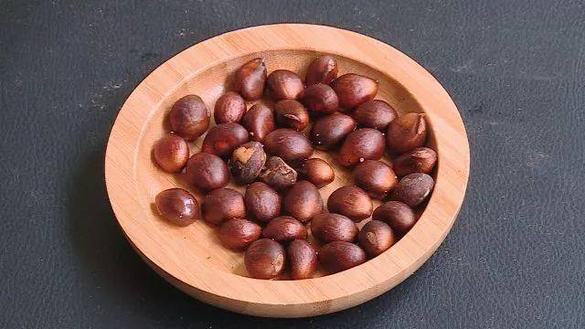 枇杷核(枇杷核能吃吗)