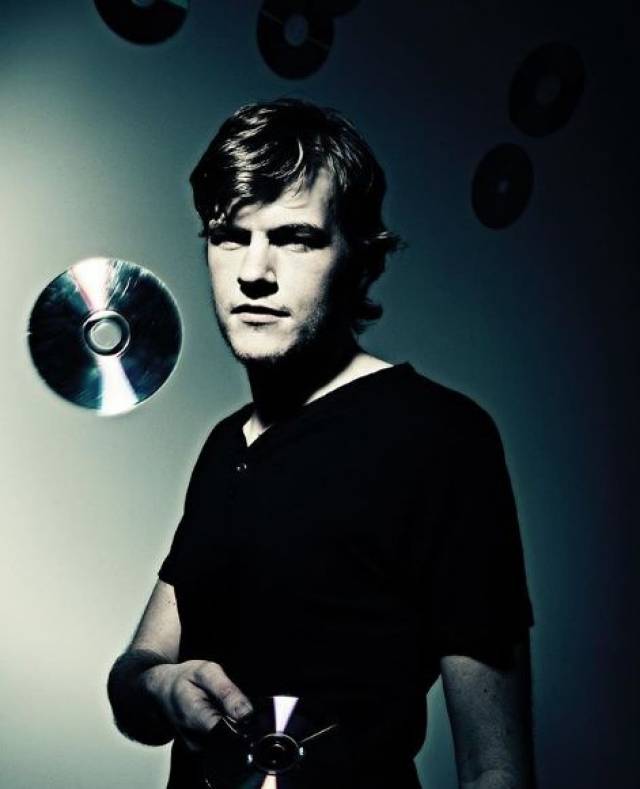 martin garrix创立的厂牌stmpd rcrds发布tech house曲目