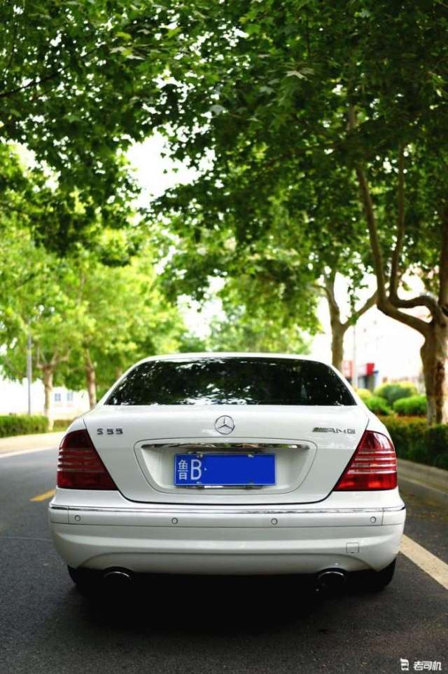 进入2000年之后,amg车款的销售逐年攀升,并且陆续迅速的发表了c32 amg