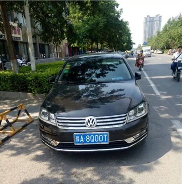 新乡一大波机动车交通违法曝光,看看又是谁的车.