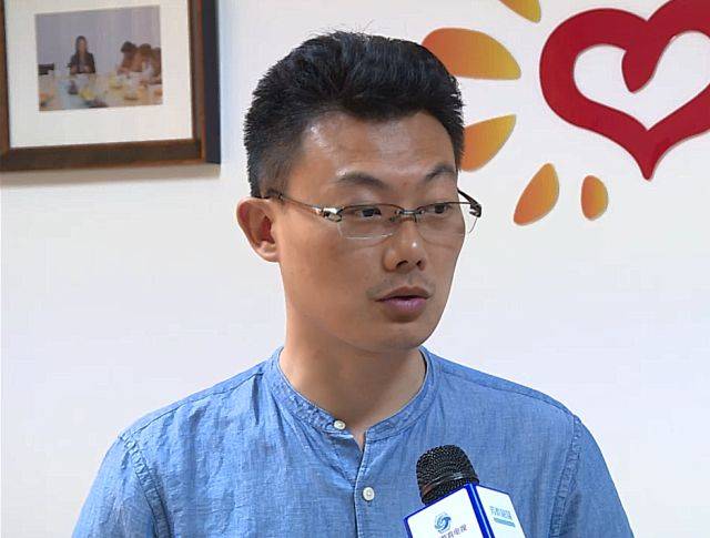 孙国萍:"妈妈"老师,用爱浇灌每一个可爱生命