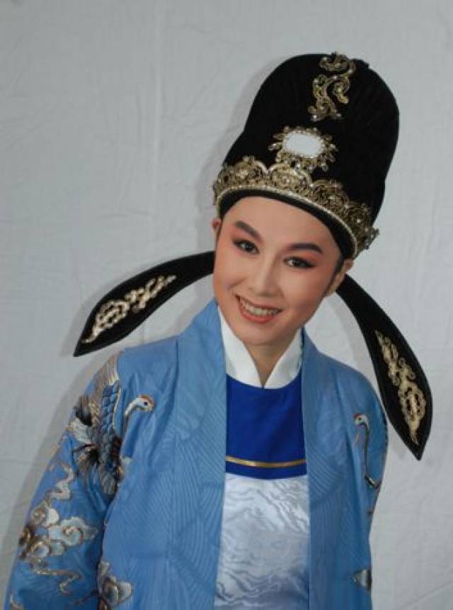 越剧《胭脂—寻思》 魏春芳 饰 吴南岱 视频感谢:hz025619上传